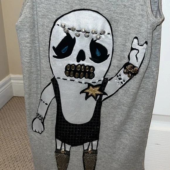 Cute Top - Picture 2 of 4